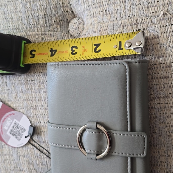 MUNDI BRAND WOMEN'S GRAY WALLET WITH RFID PROTECTION - Picture 9 of 16